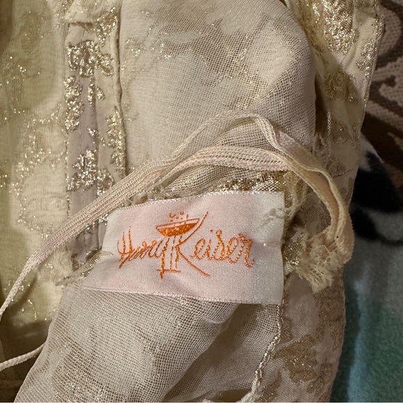 Vintage 1960s Harry Keiser gold evening gown - Picture 7 of 10